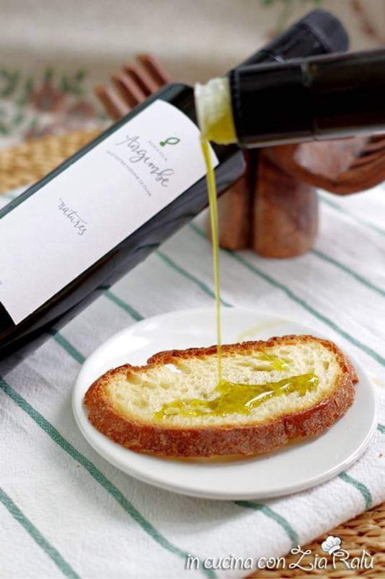 olio extravergine di oliva 100% italiano nocellara del Belice